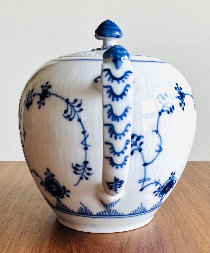 ロイヤルコペンハーゲン ブルーフルーテッドプレイン ティーポット