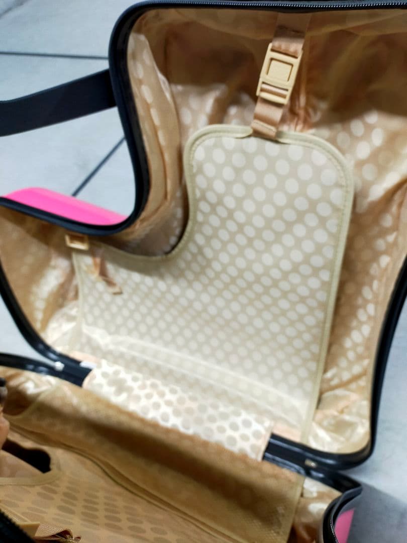 ✨NORICCO ノリッコ 子供が乗れるキャリーケース ピンク Mサイズ