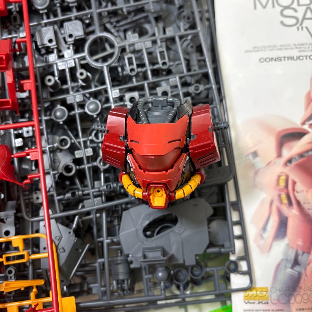 ユ*キ様 ガンダム SAZABI Ver Ka サザビー プラモデル 作りかけ