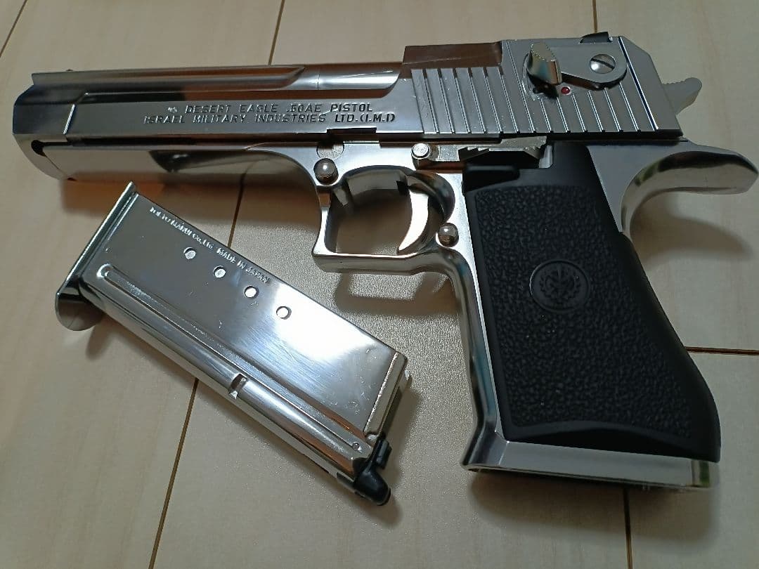【中古品】東京マルイ 新型 ガスガン「デザートイーグル.50AE」ステンレス