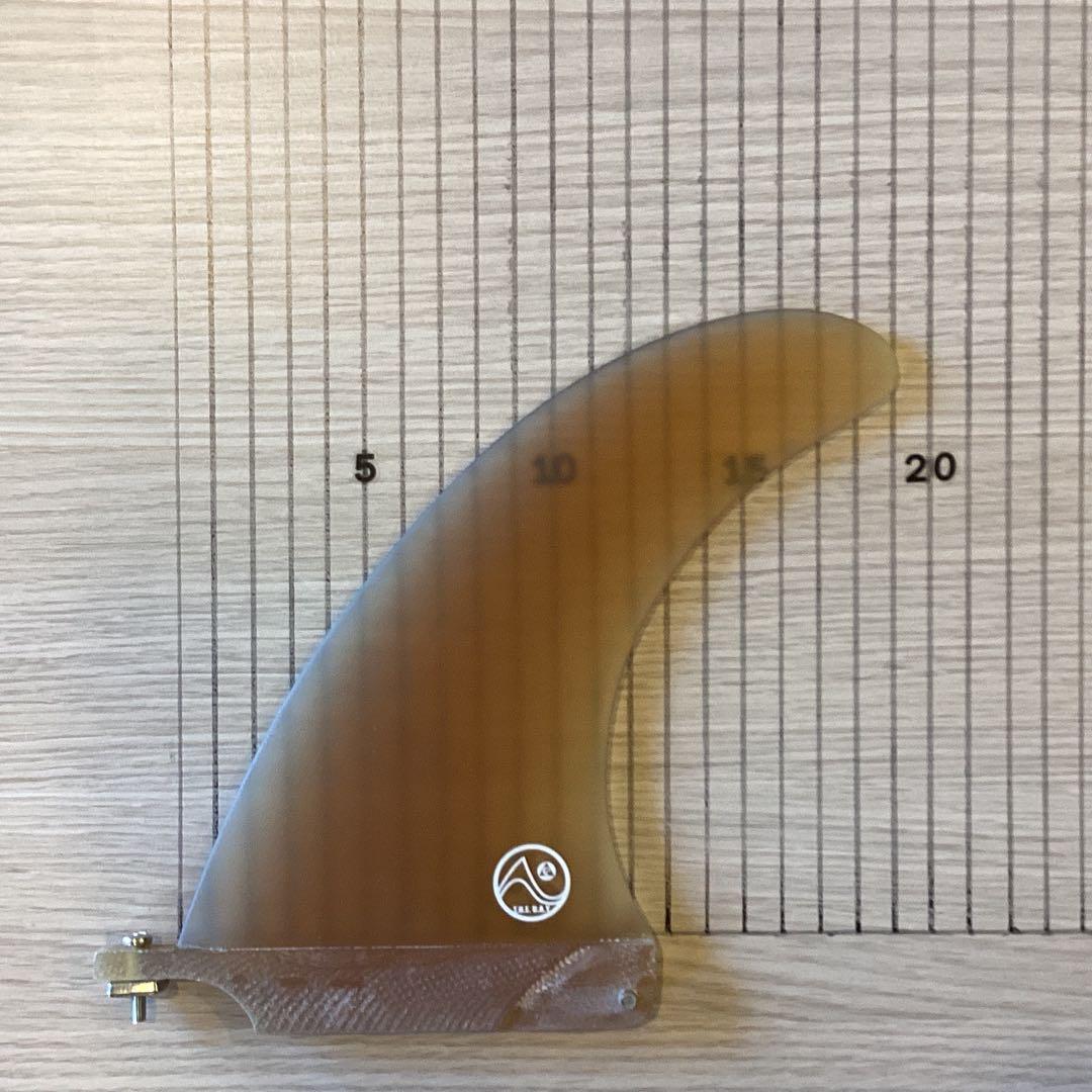 新品未使用シングルフィン6.5インチ　ブラウン、 スクリュー付き