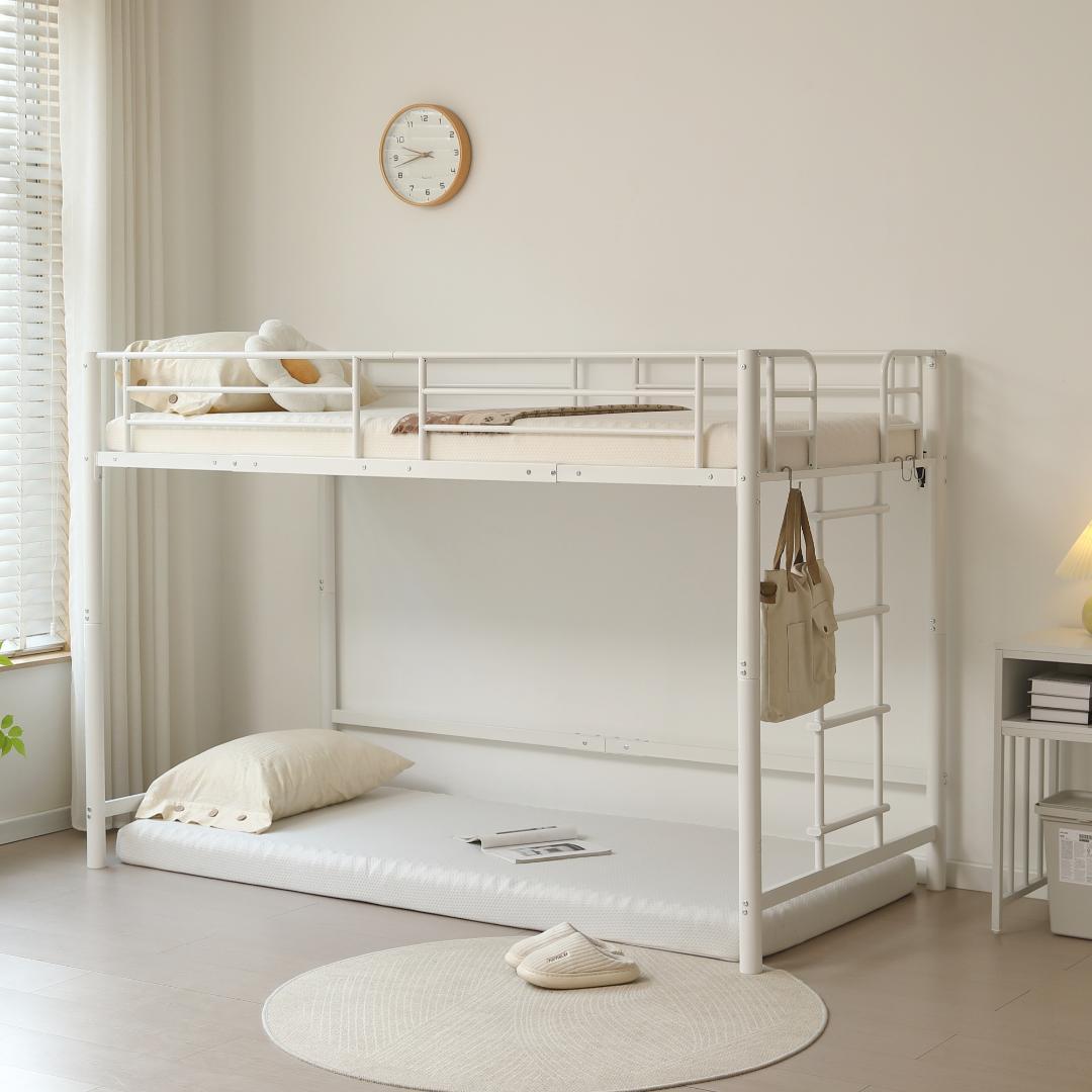 超人気！【高さ140cm】ロフトベッド 耐荷重150kg 一人暮らしWhite