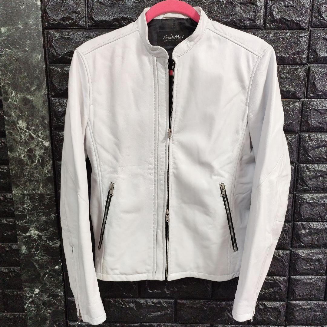 未使用に近い　トルネードマート　純白の ラムレザーシングルライダースジャケット