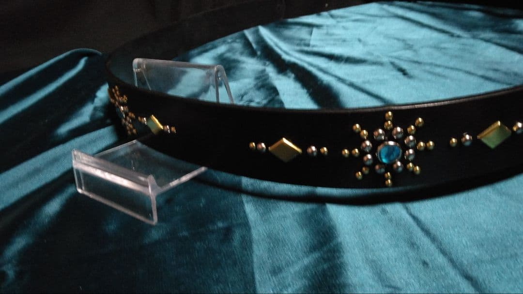 栃木レザースタッズベルト　ニッケル＆ブラス　アクアブルー