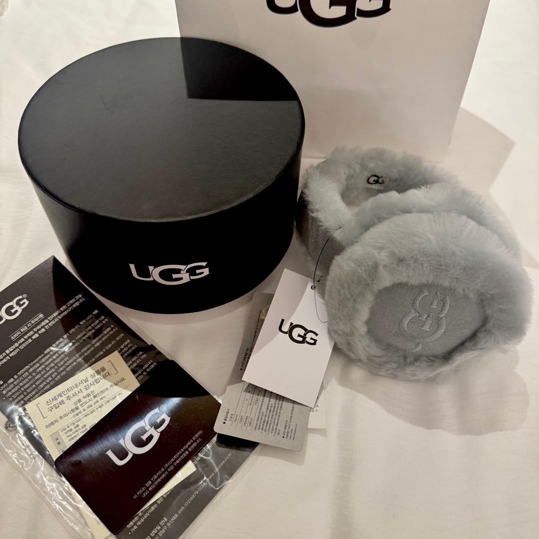 新品✨完売品　UGG イヤーマフ　2025 秋冬カラー