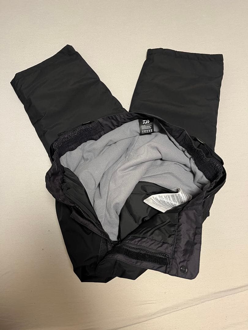 ダイワdw-1923ゴアテックス　プロダクトウィンタースーツ