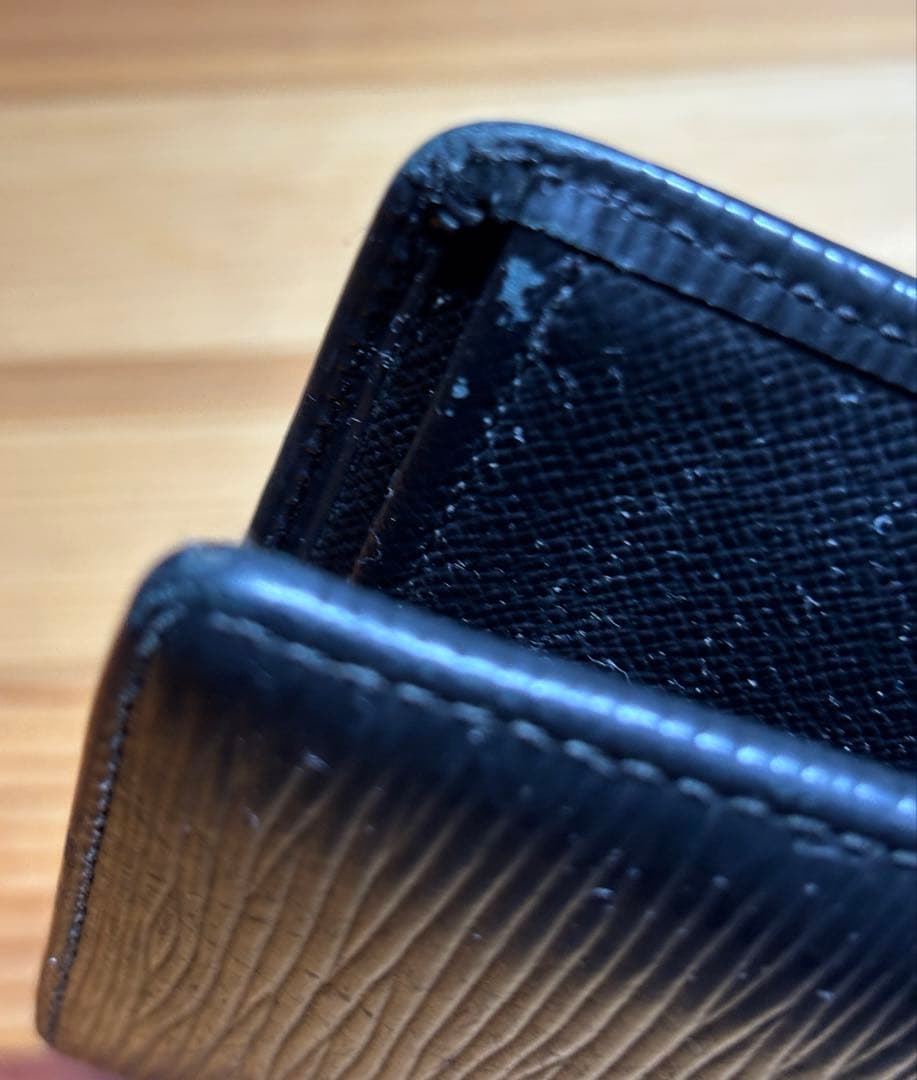 ルイヴィトン エピ ポルトフォイユ・ブラザ ノワール ブラック　長財布