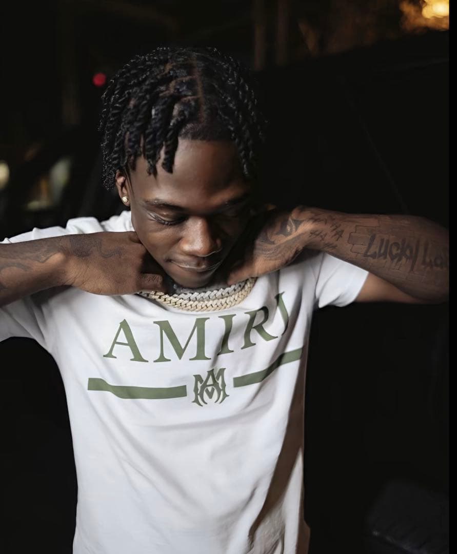 AMIRI ブラック Tシャツ