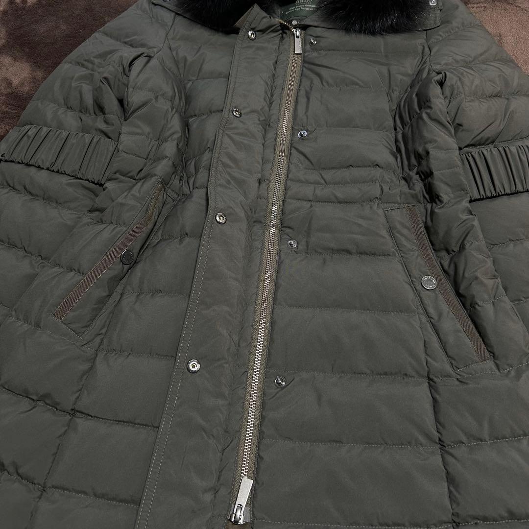 タグ付き未使用級　西川ダウン　フォックスファースタンドベルテッドダウン　カーキS