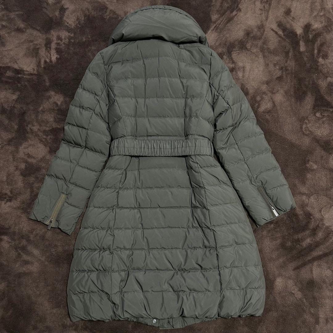 タグ付き未使用級　西川ダウン　フォックスファースタンドベルテッドダウン　カーキS