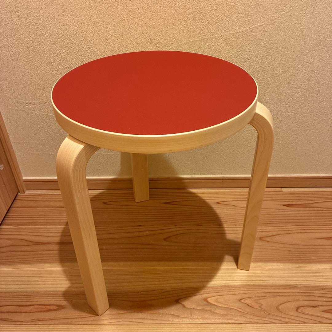 【廃盤新品】artek stool60 scope別注リノリウム　レッド　3本脚