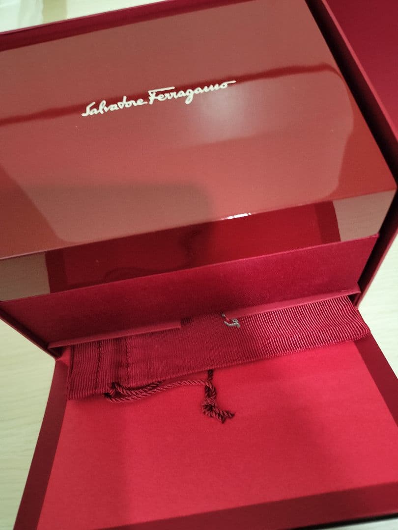 腕時計 フェラガモ ガンチーニ Salvatore Ferragamo