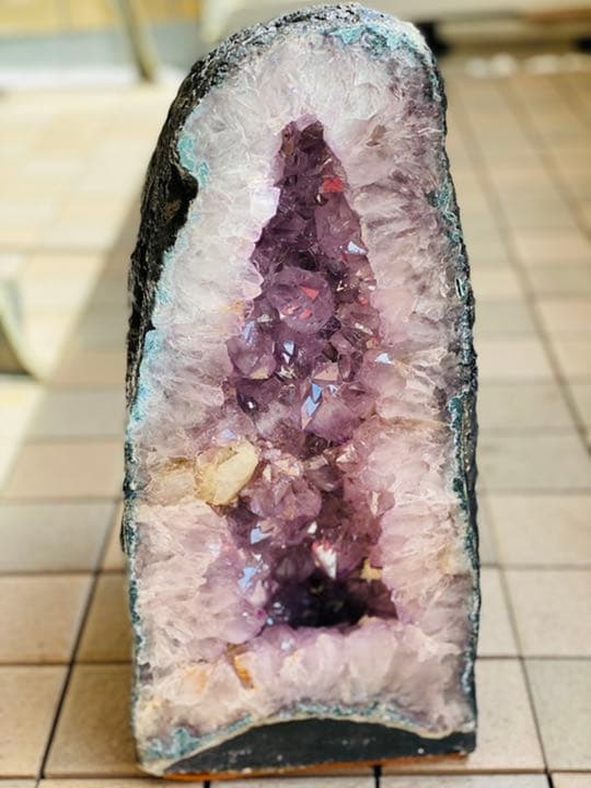 アメジスト ドーム　フラワーアメジスト　虹入り　カルサイト　ゲーサイト 特大