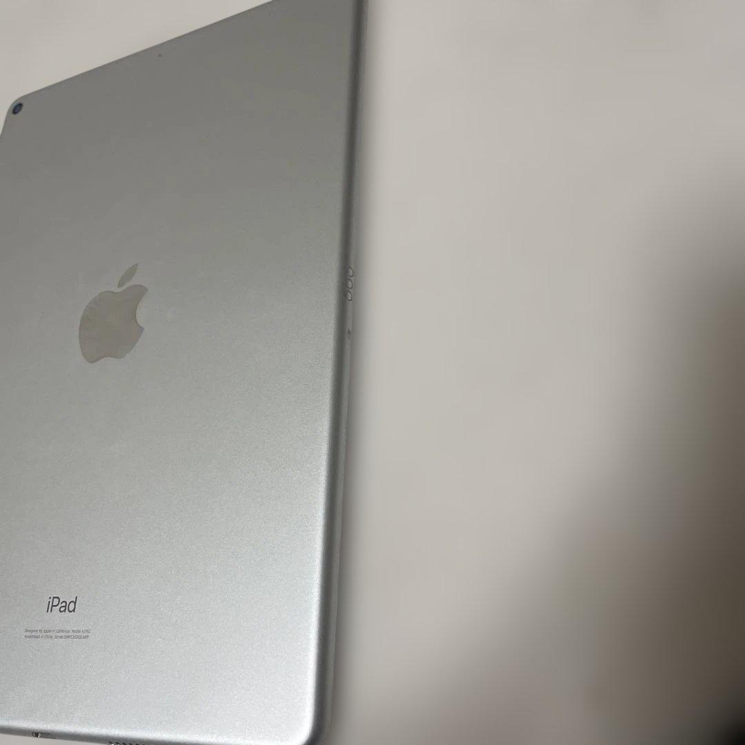 A*2様 Apple iPad Air (第3世代) 64GB シルバー バッテ
