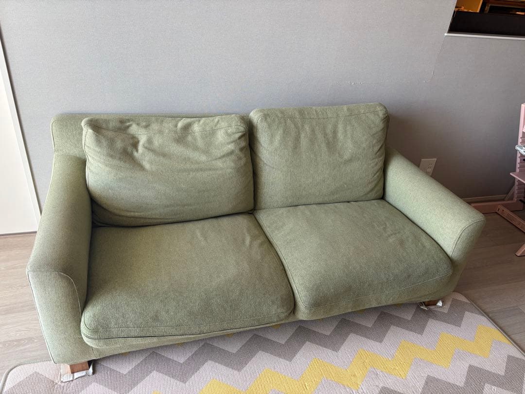 NOYES 2人掛けソファ