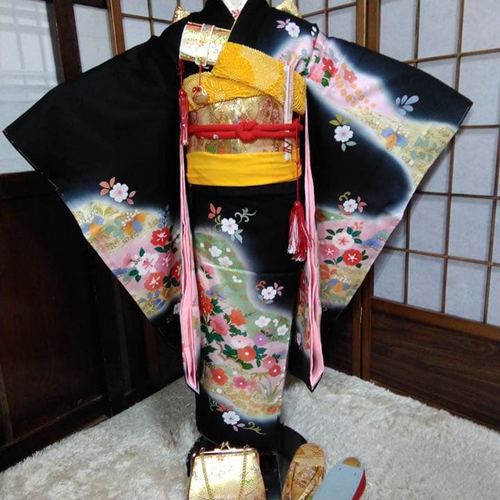 7歳向け・化繊・未使用品・お着物のセット