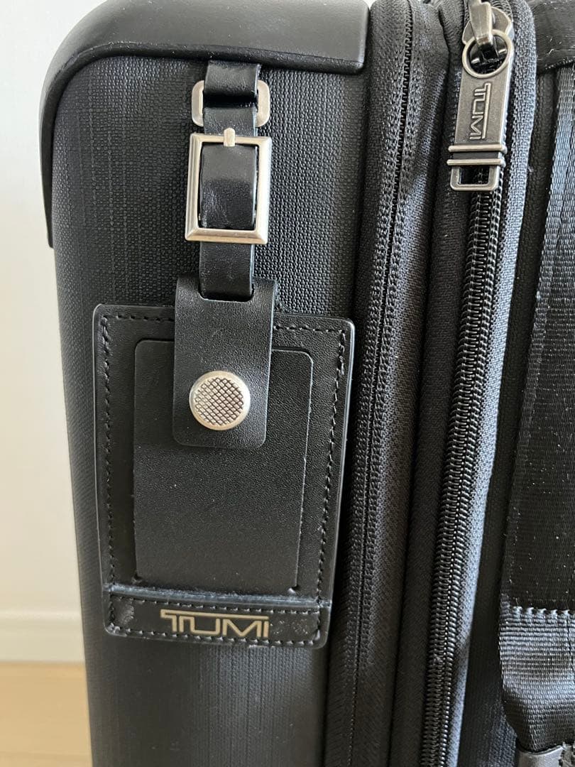 TUMI スプラッタープリント キャリーケース