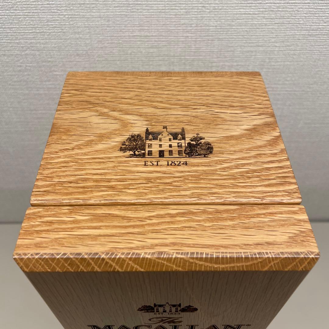 【新品未開封】マッカラン25年 43% 700ml 専用木箱入り