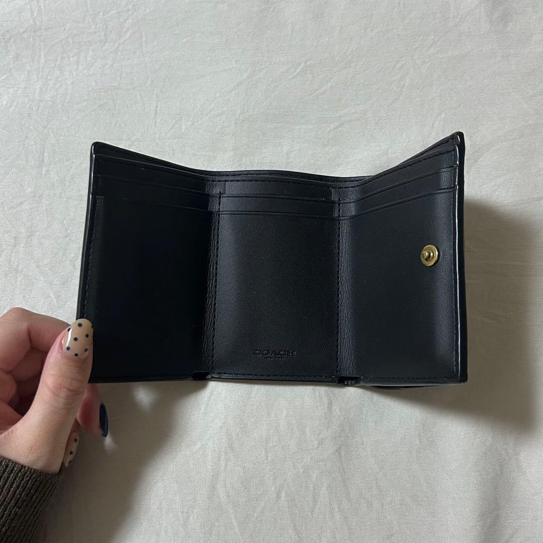 COACH 三つ折財布