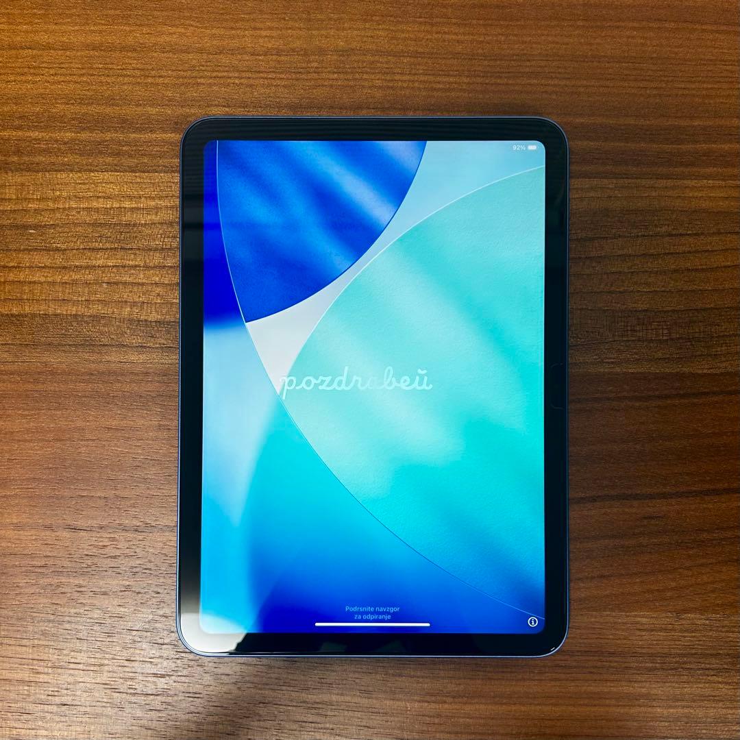 【極美品】iPad 第11世代 A16 ブルー 128GB ペン・ケース付