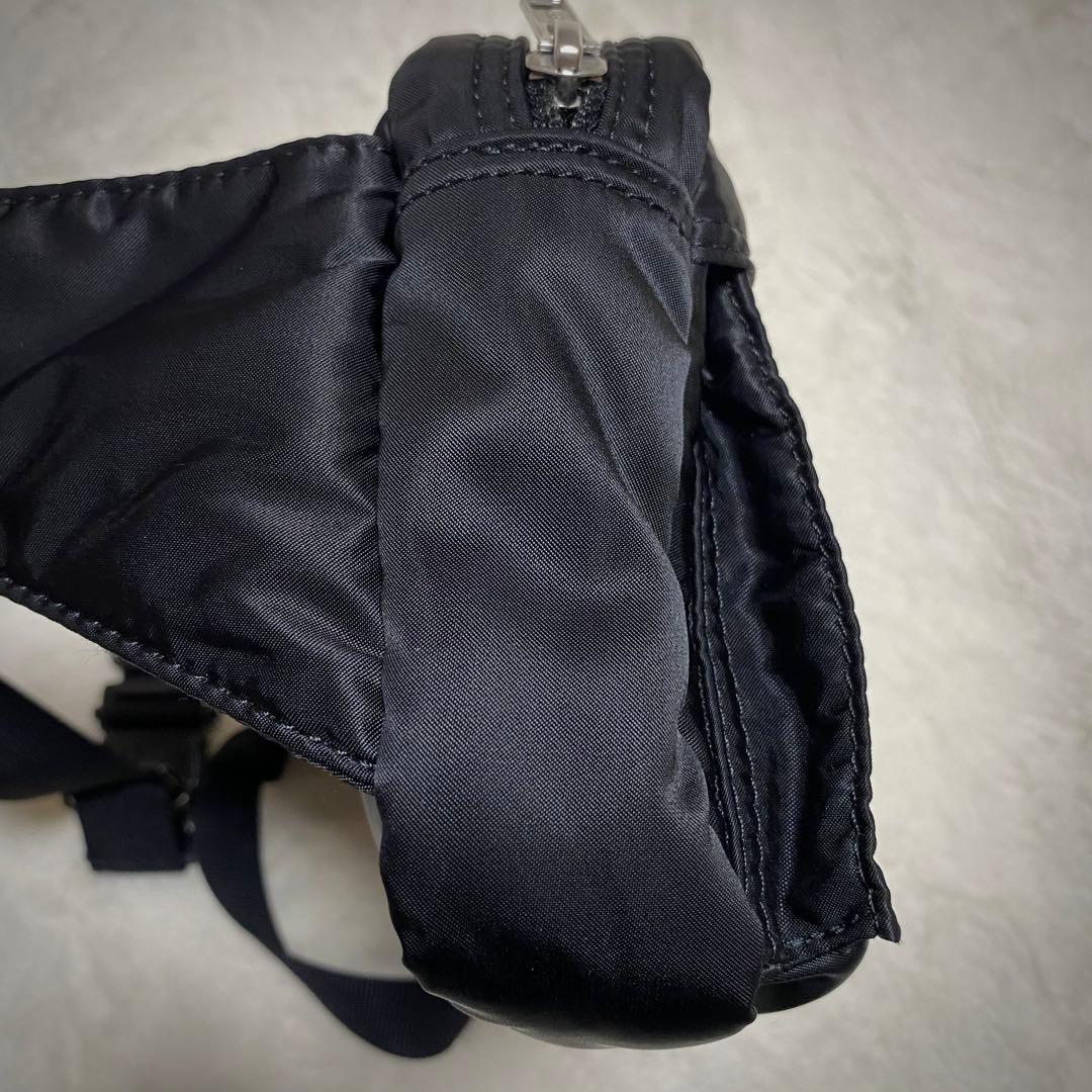 【極美品】 PORTER TANKERタンカー ボディバッグ コブラバックル