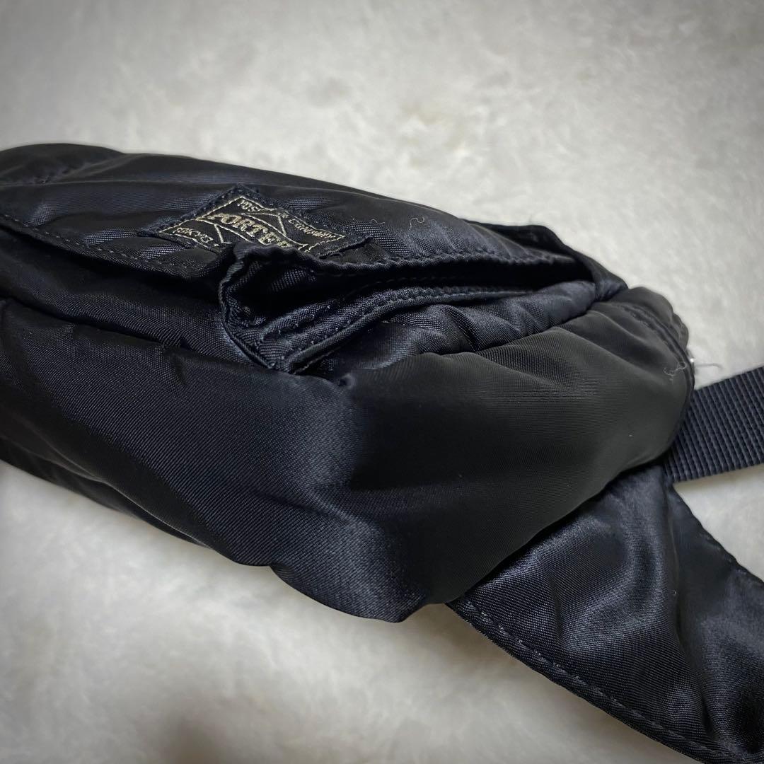 【極美品】 PORTER TANKERタンカー ボディバッグ コブラバックル