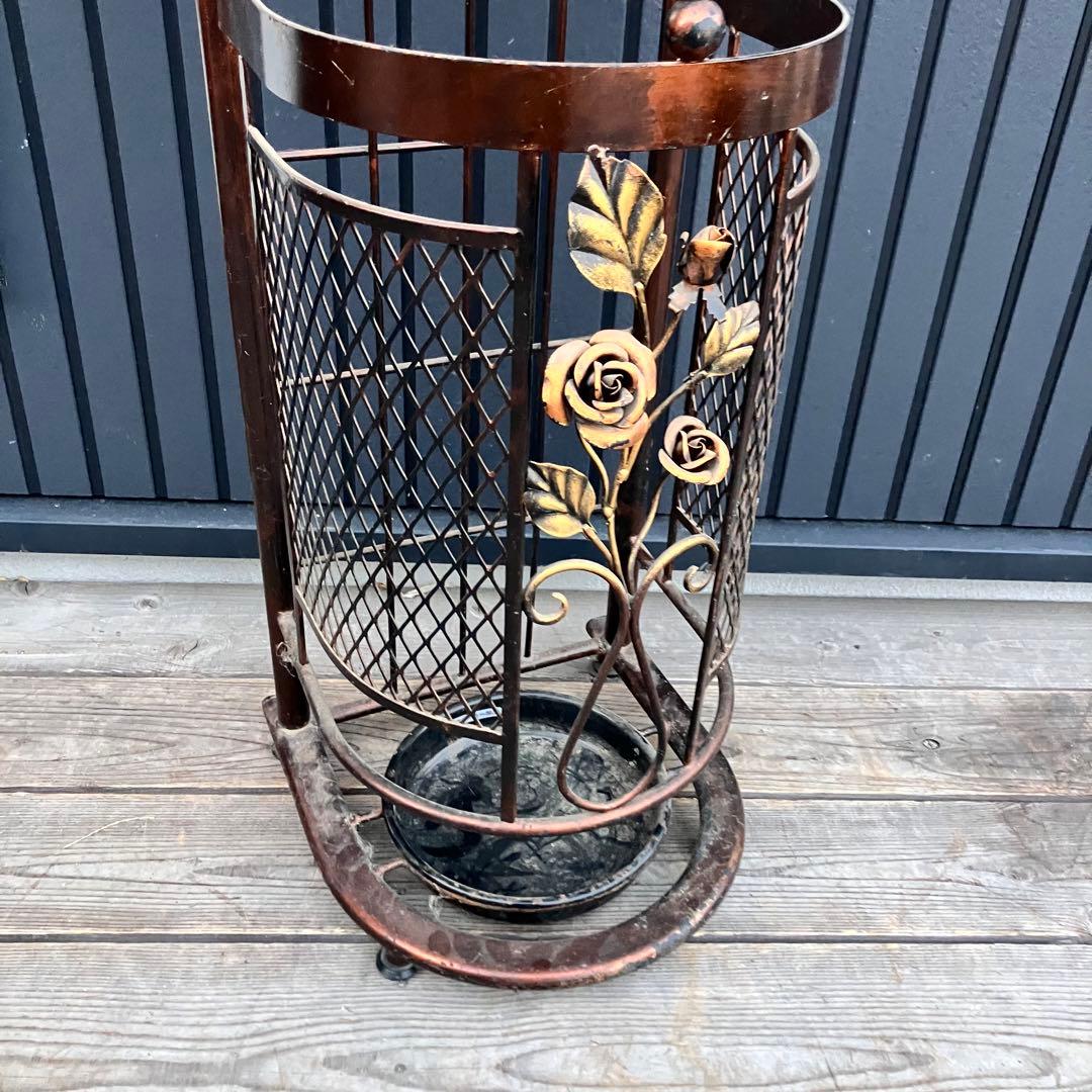 アンティーク 薔薇モチーフ 傘立て付きアイアンスタンドミラー 鏡 バラビンテージ