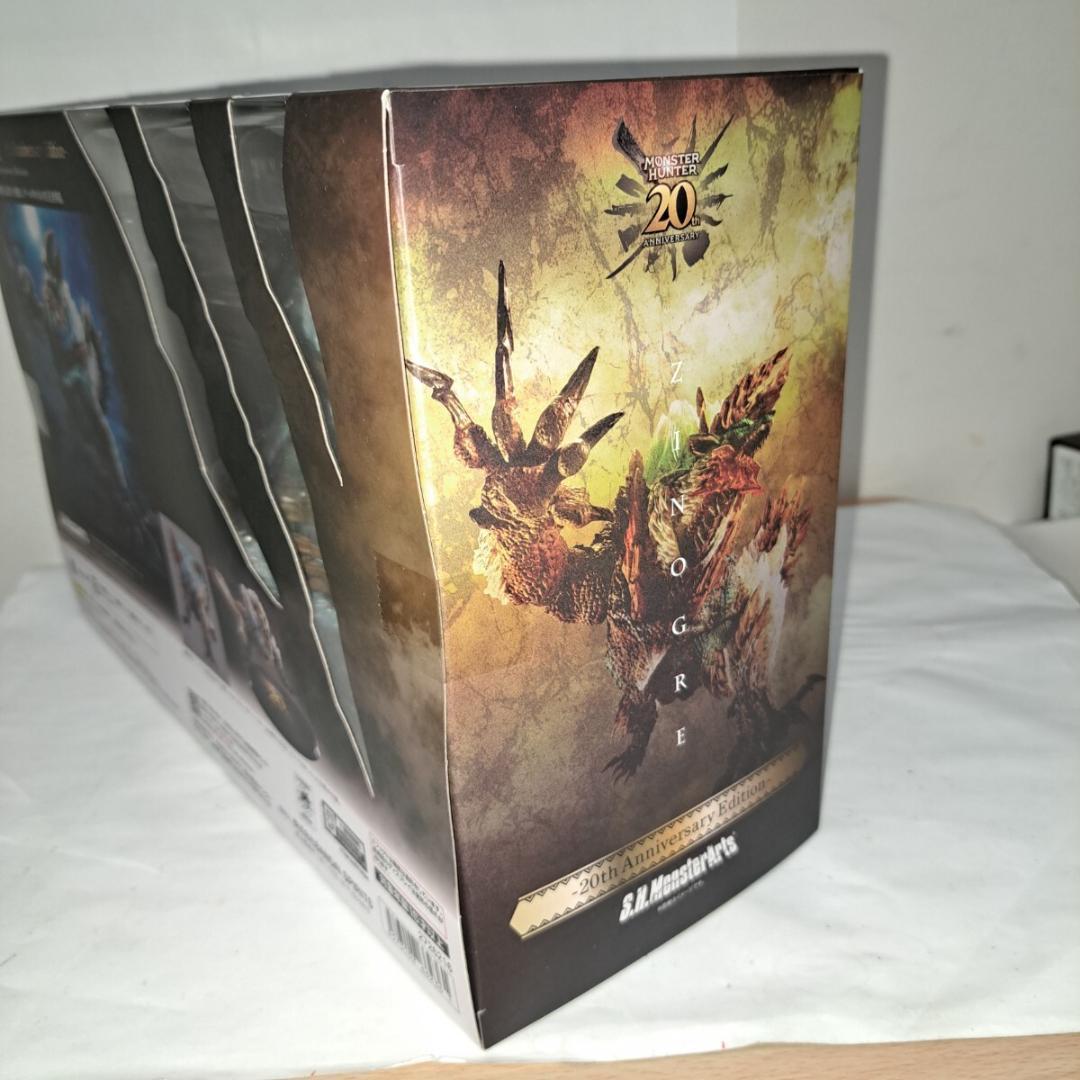 ジンオウガ S H MonsterArts モンスターアーツ 未開封未使用品