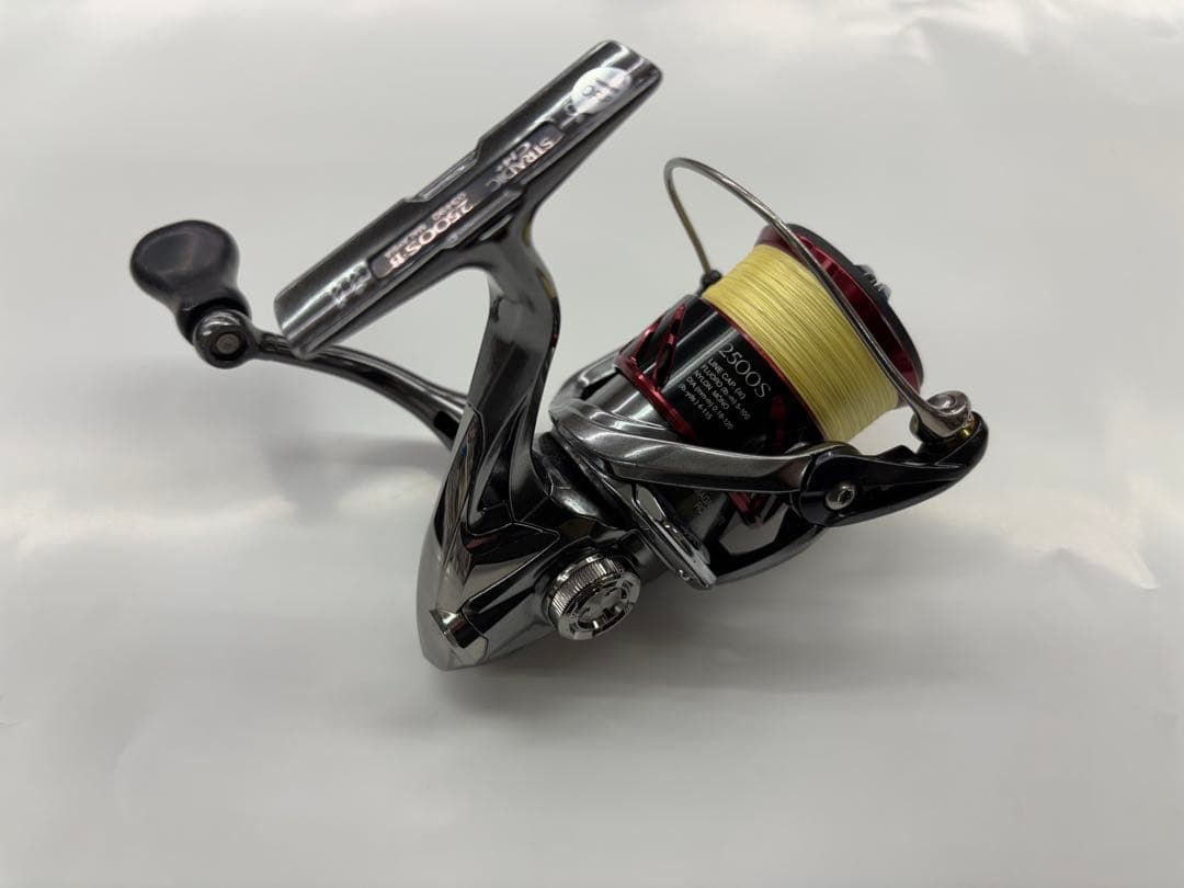 中古　シマノ　16ストラディックCI4＋2500S スピニングリール