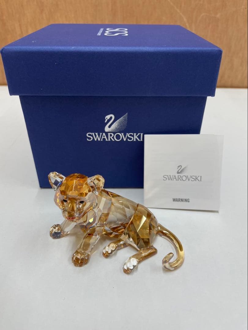 スワロフスキークリスタルガラス 虎の赤ちゃん フィギュア 1個