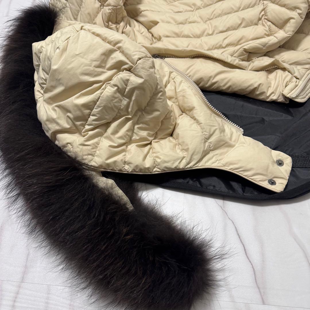 XL✨22年タグ付 タトラス 全面ナイロン ヴァレナ ダウンジャケット ファー