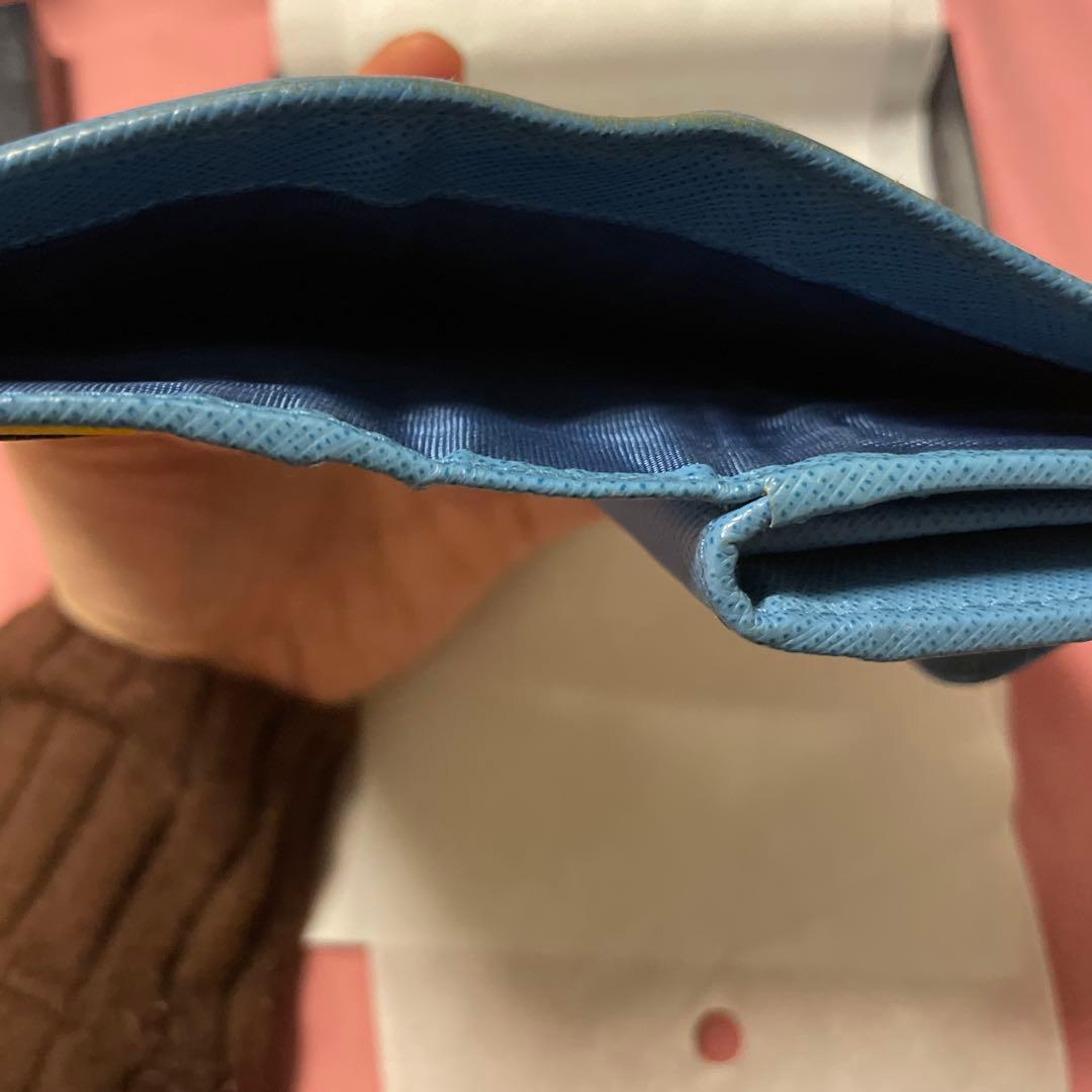 PRADA 二つ折り財布 ブルー