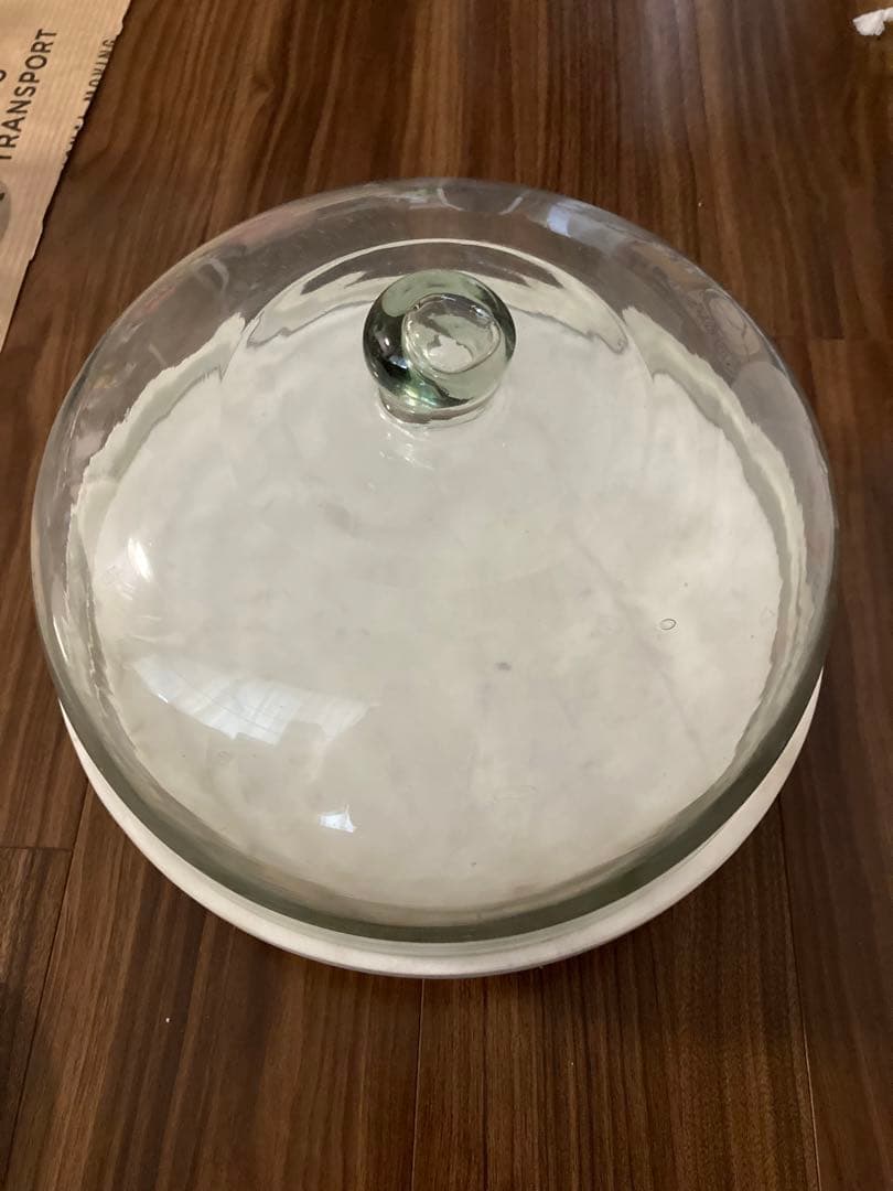 大理石のケーキスタンド