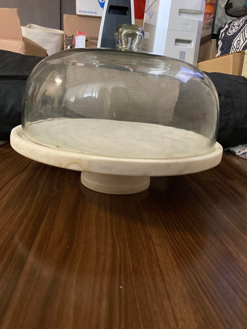 大理石のケーキスタンド