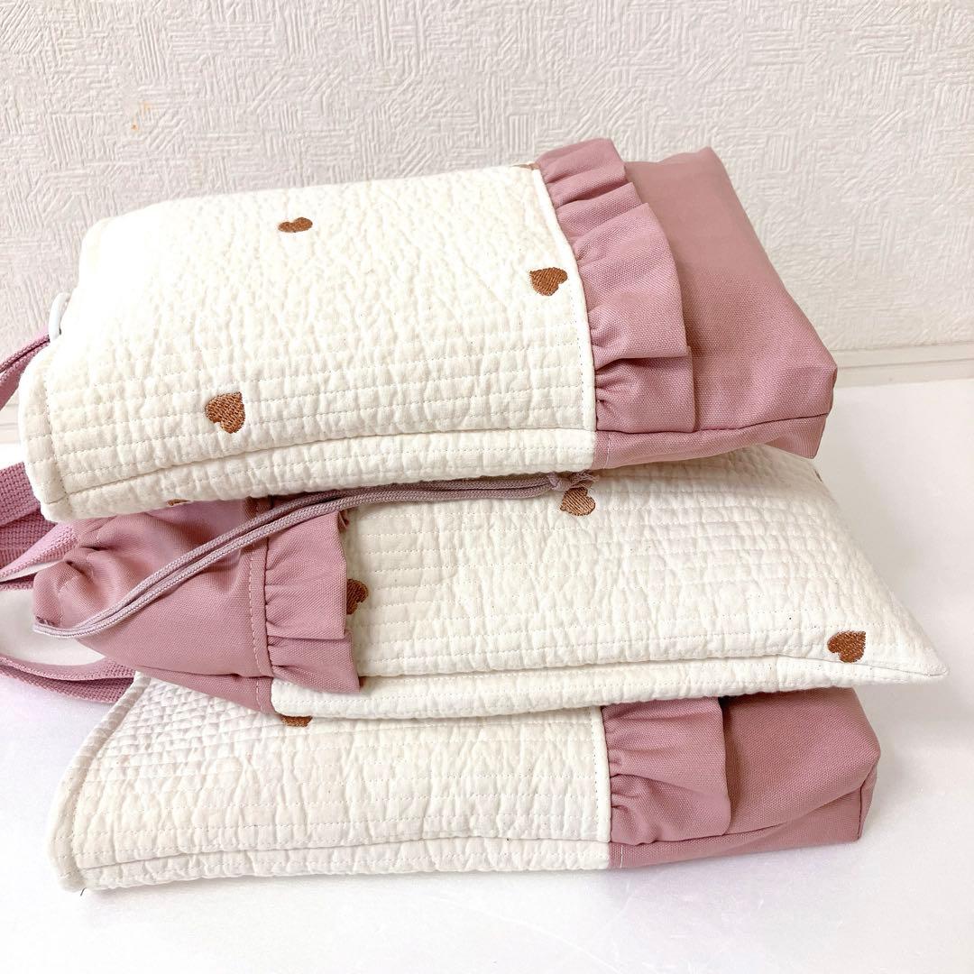 レッスンバッグ 上履き入れ　体操服袋　ランチョンマット　巾着袋　ヌビ　ハート刺繍