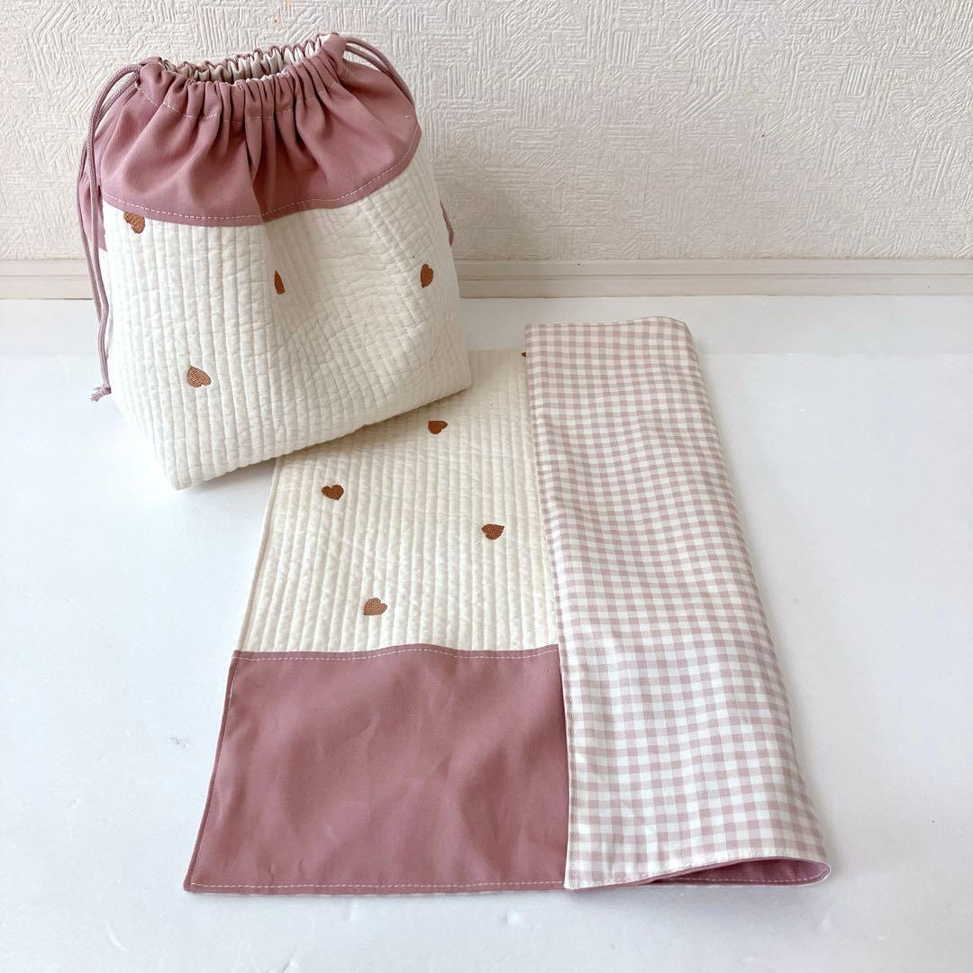 レッスンバッグ 上履き入れ　体操服袋　ランチョンマット　巾着袋　ヌビ　ハート刺繍