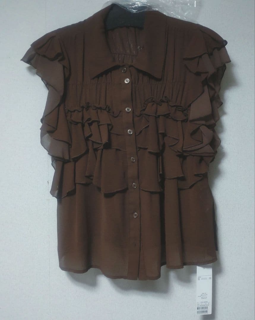 即完　ココディール　新品タグ付　フリルシャツブラウス　25AW