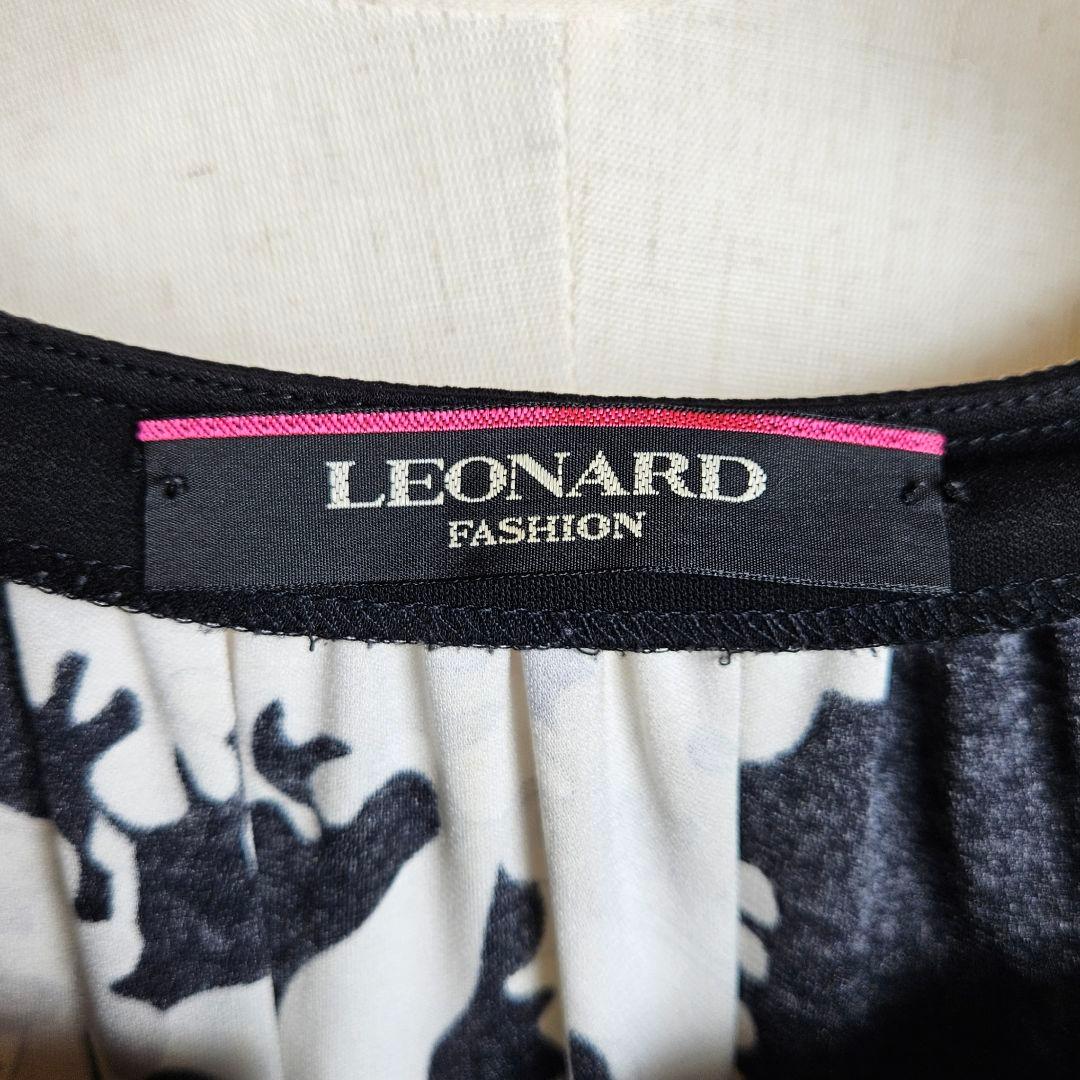 【極美品】レオナール 花柄 ワンピース フラワープリント 黒 7分袖 カンカン