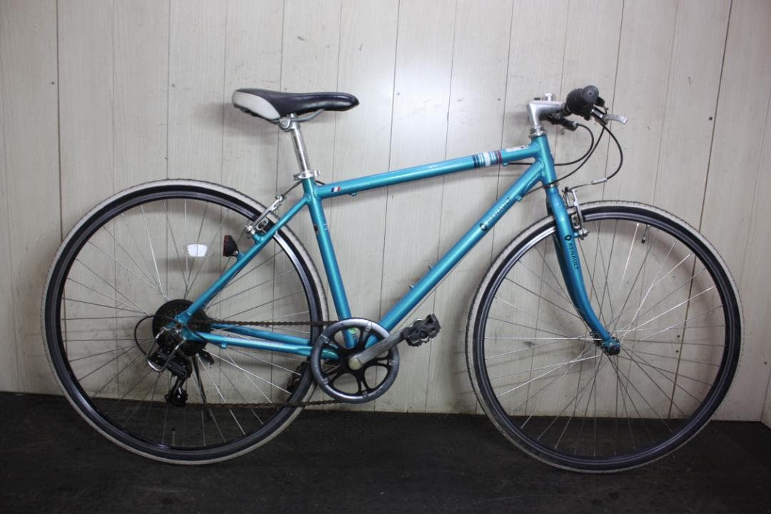 b*g様 定価43,856円ルノー700C シマノ6速アルミ 440mm クロス