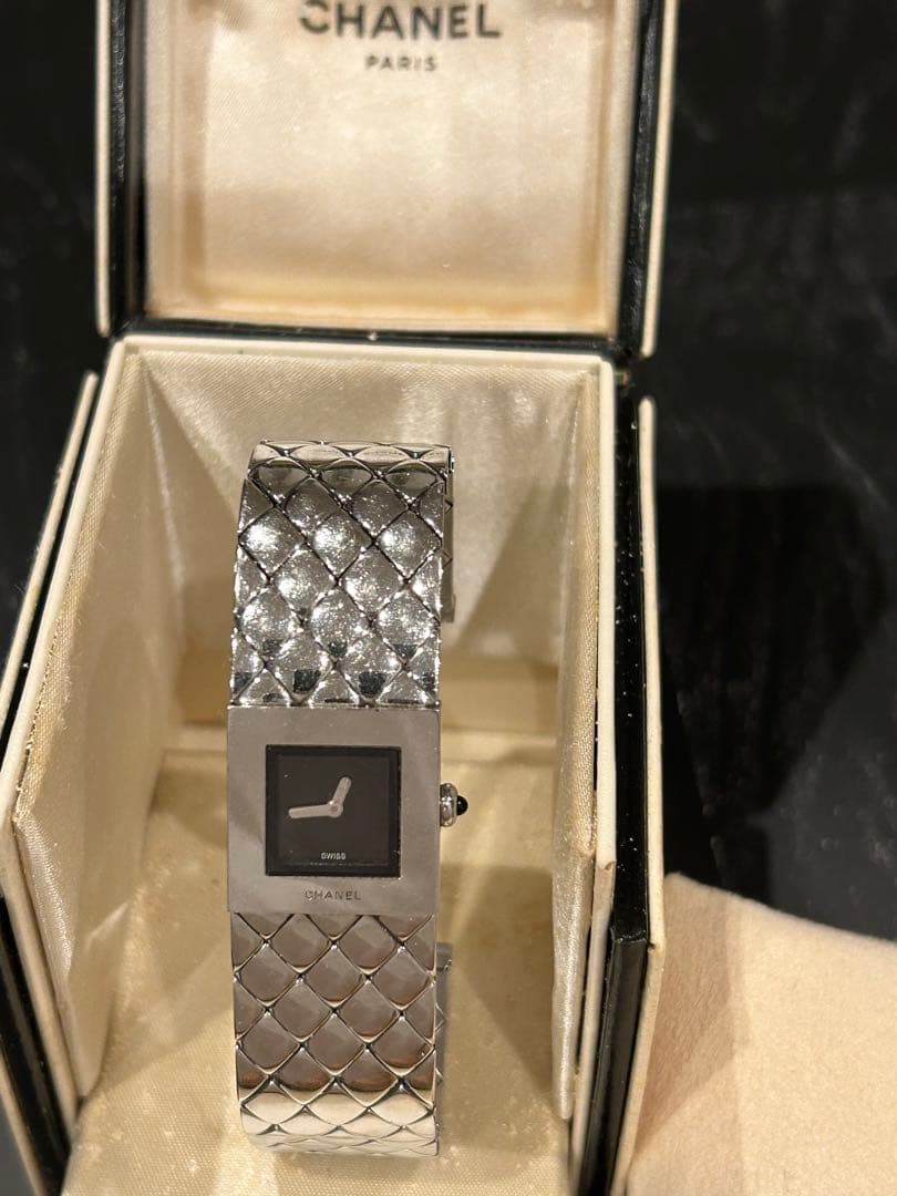 CHANEL シャネル　マトラッセ腕時計【電池交換済み　稼働確認】