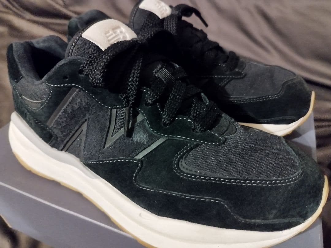 New Balance ゴアテックススニーカー　ブラック　美品　M5740GXB
