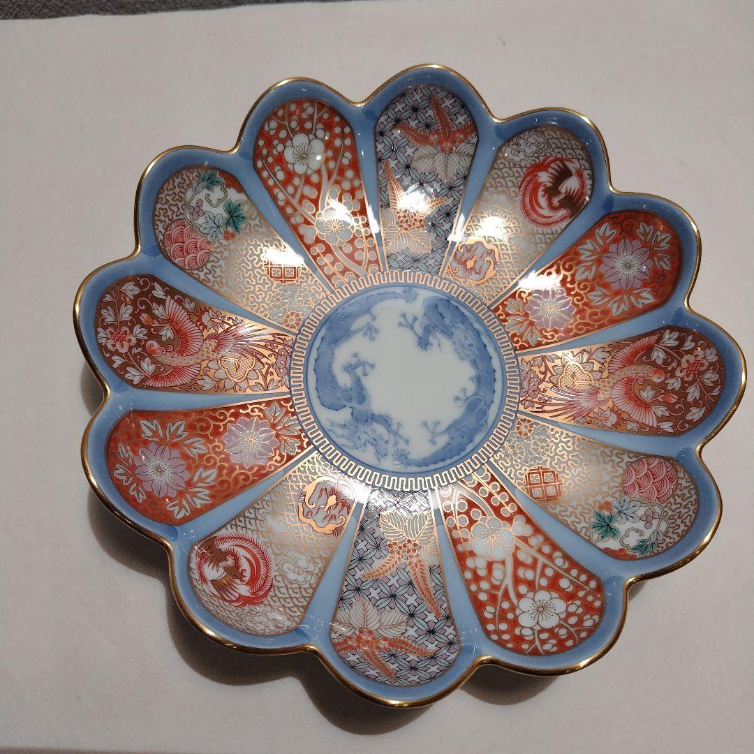 深川製磁　染錦金彩鳳凰 菊割中皿