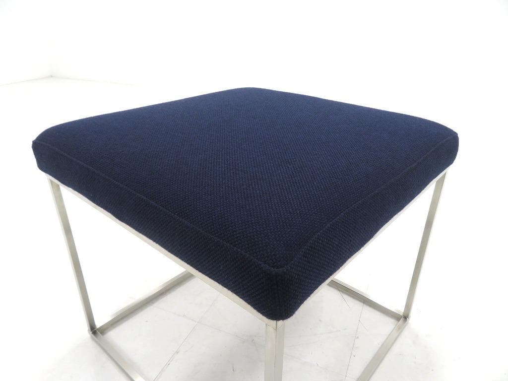 展示品　カッシーナixc イル　オットマン　スツール　ソファ　モダン　高級