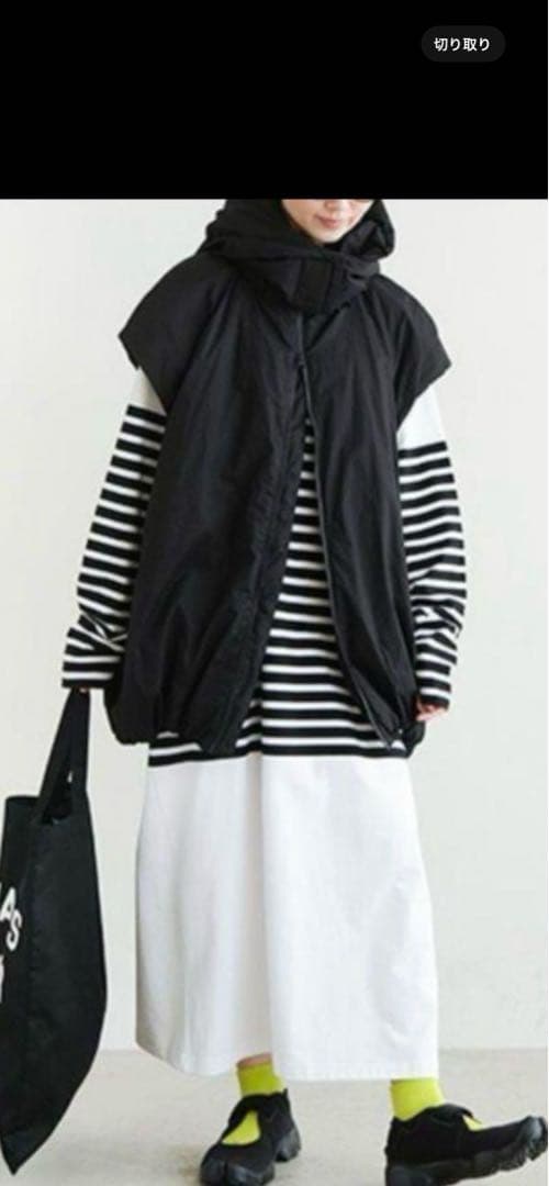 solamonat poche ダウンベスト ブラック FREE