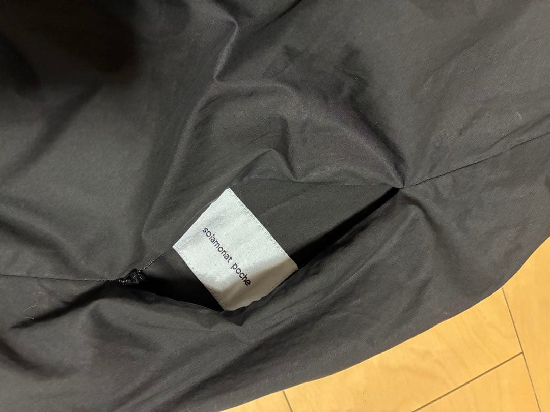 solamonat poche ダウンベスト ブラック FREE