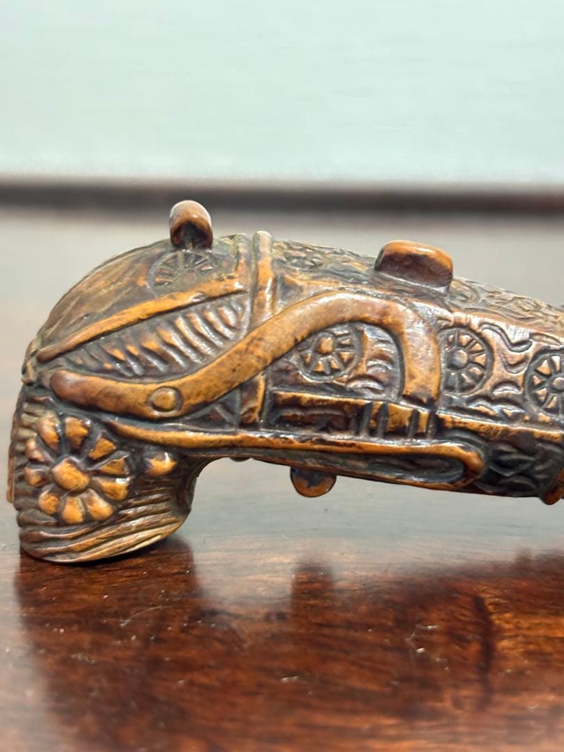 時代鉄砲根付 柘植製 黄楊木 在銘「日昇」 提物 根付 木箱付き 長さ9.5cm