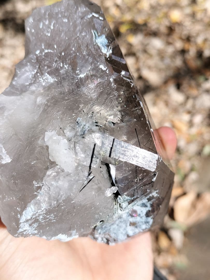 ブルーザギマウンテンクォーツ　1kg超え