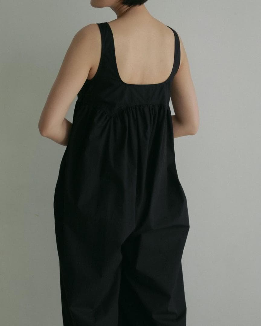 ブラックロングサロペット