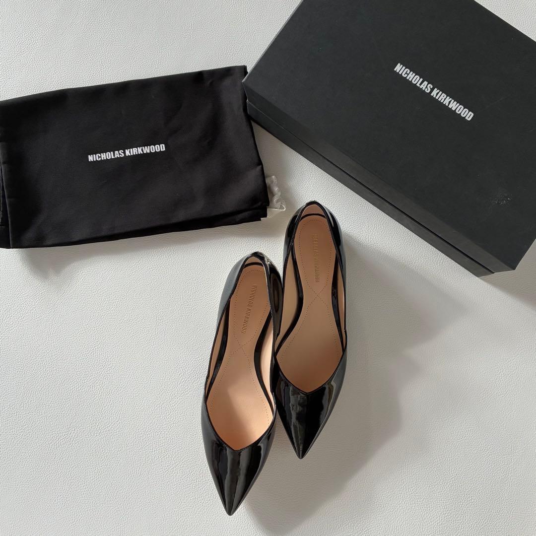 未使用✨ニコラスカークウッド　エナメルパンプス　パール　ポインテッドトゥ　37