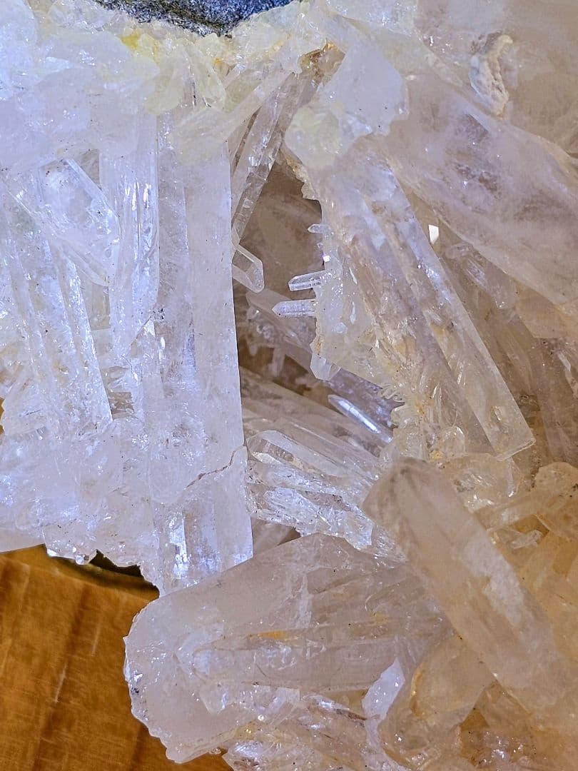龍神様が宿った‼️宮崎産 水晶クラスター